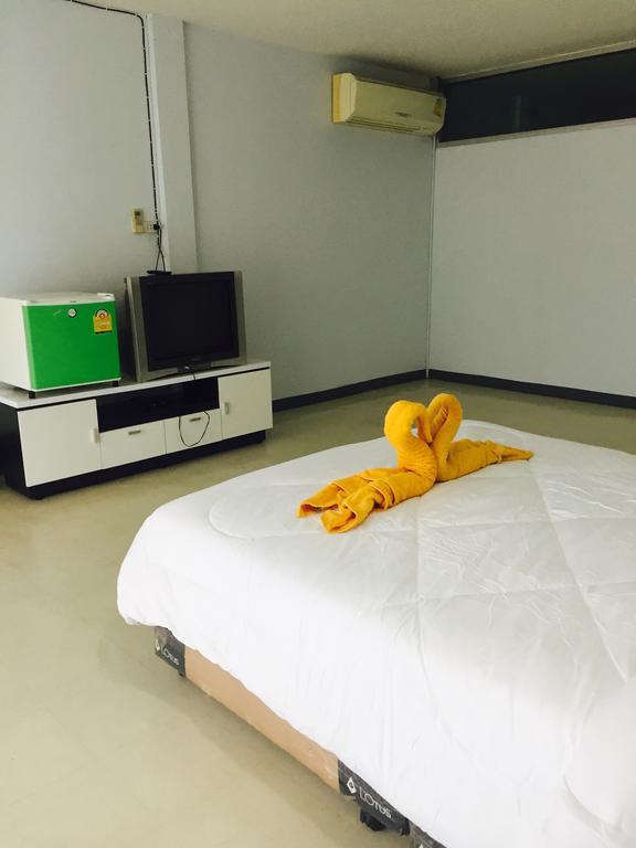 Marina Ao Nang Guesthouse Buitenkant foto