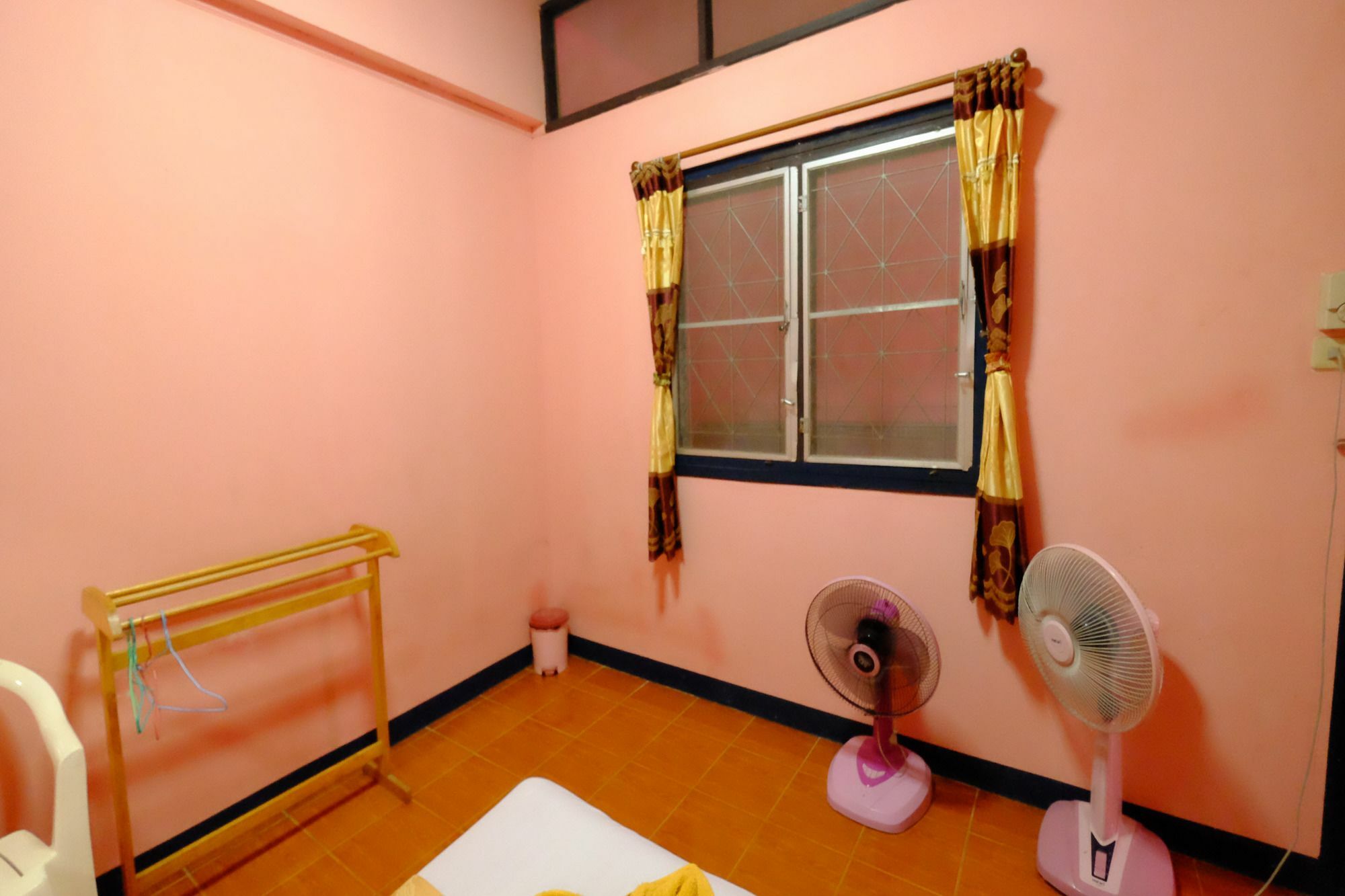Marina Ao Nang Guesthouse Buitenkant foto